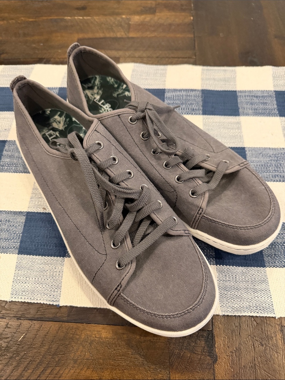 L.L. Bean Men's Gray Canvas Low-Top Sneakers NWOT
